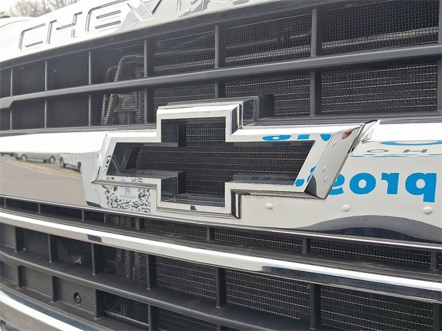 2024 Chevrolet Silverado 5500 HD Work Truck
