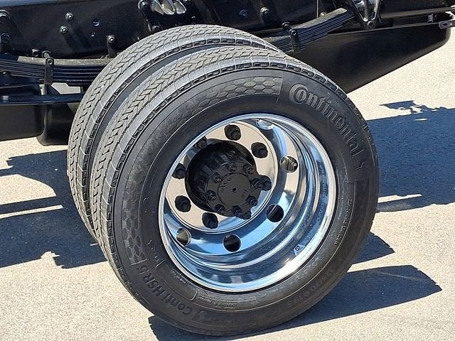 2023 Chevrolet Silverado 6500 HD LT