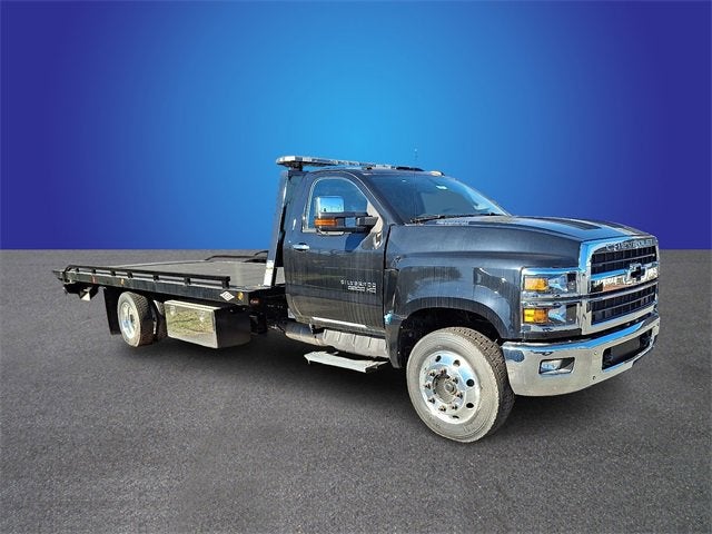 2022 Chevrolet Silverado 6500 HD LT