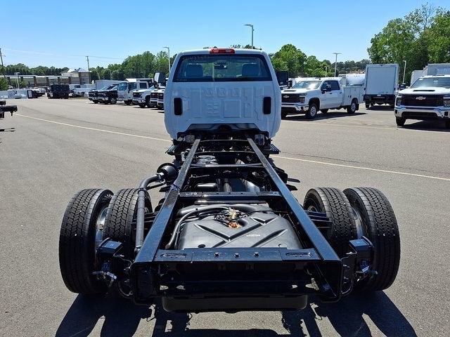 2023 Chevrolet Silverado 6500 HD LT