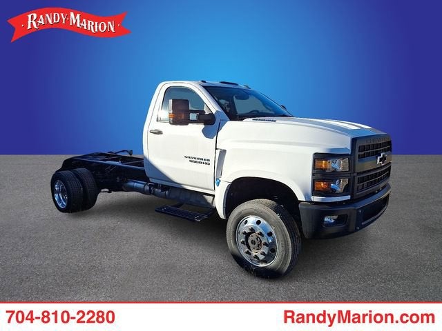 2024 Chevrolet Silverado 5500 HD Work Truck