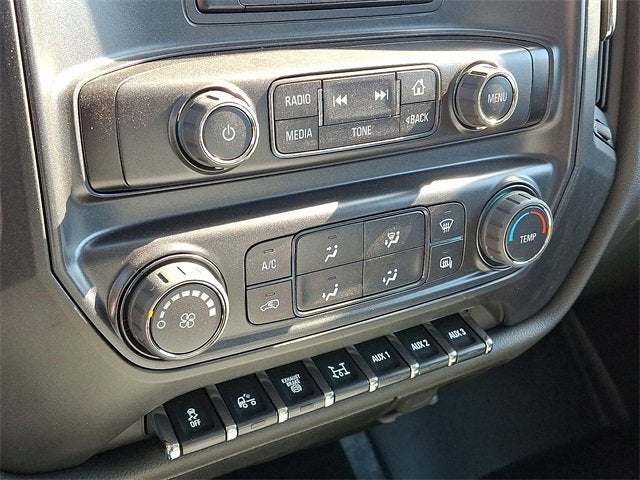 2023 Chevrolet Silverado 5500 HD Work Truck