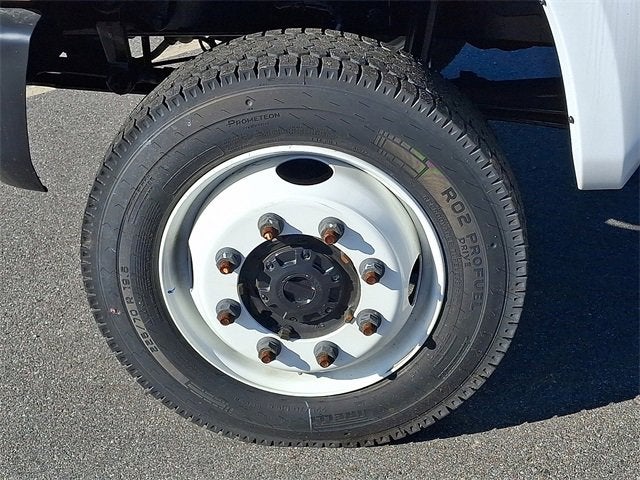 2024 Chevrolet Silverado 5500 HD Work Truck