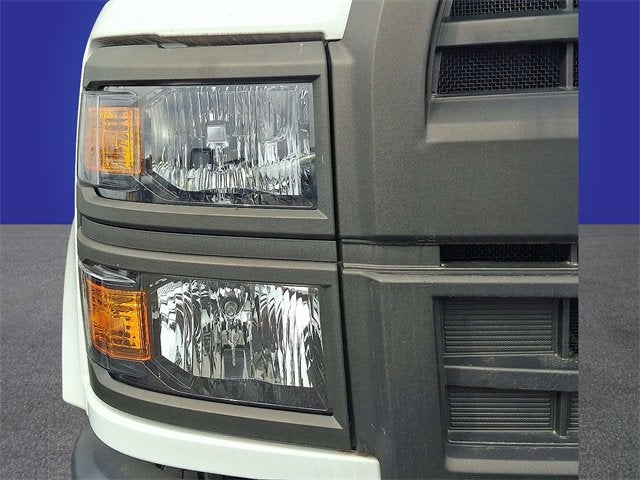2022 Chevrolet Silverado 5500 HD Work Truck