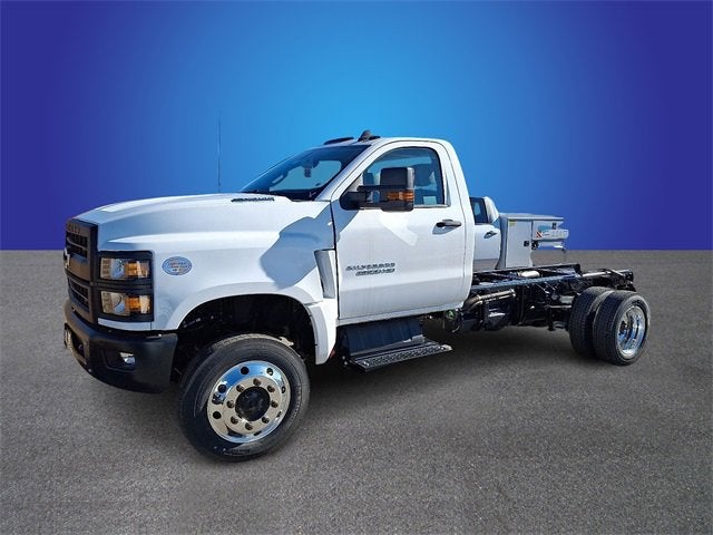 2024 Chevrolet Silverado 5500 HD Work Truck