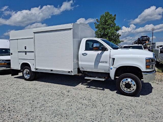 2022 Chevrolet Silverado 4500 HD LT