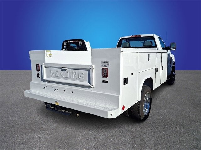 2023 Chevrolet Silverado 5500 HD Work Truck