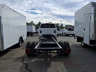 2022 Chevrolet Silverado 6500 HD Work Truck