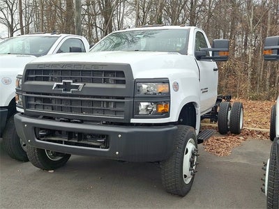 2024 Chevrolet Silverado 6500 HD Work Truck