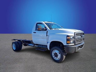 2024 Chevrolet Silverado 6500 HD Work Truck