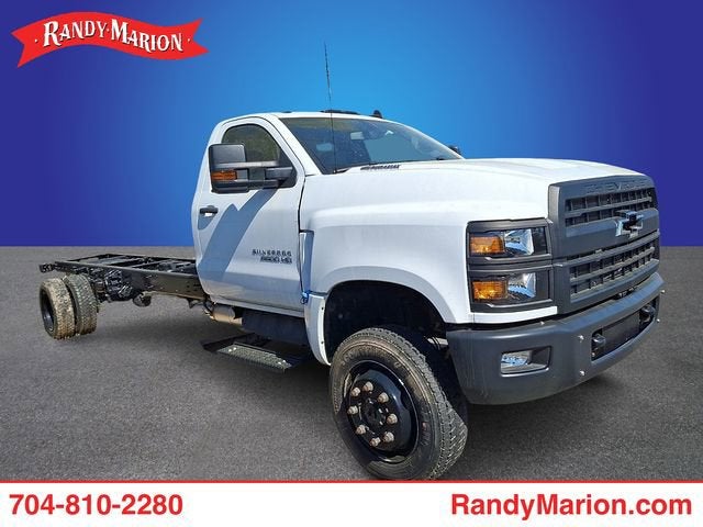 2023 Chevrolet Silverado 6500 HD Work Truck