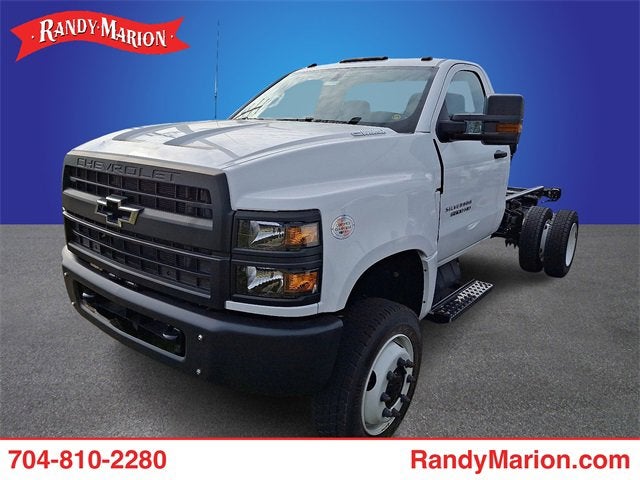 2024 Chevrolet Silverado 6500 HD Work Truck