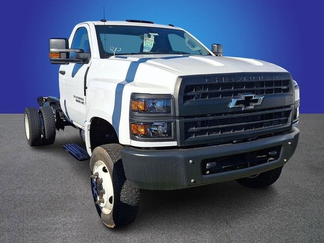 2024 Chevrolet Silverado 6500 HD Work Truck