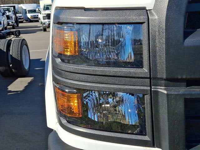 2024 Chevrolet Silverado 6500 HD Work Truck