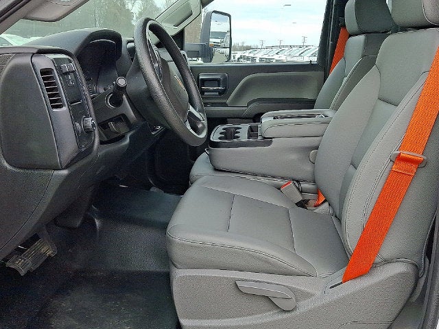 2022 Chevrolet Silverado 6500 HD Work Truck