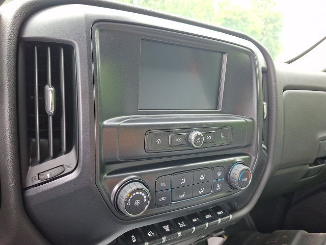 2022 Chevrolet Silverado 6500 HD Work Truck
