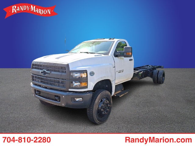 2022 Chevrolet Silverado 6500 HD Work Truck