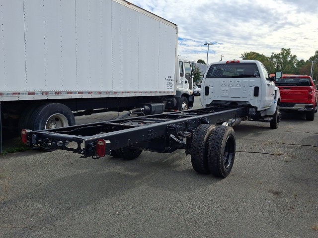 2022 Chevrolet Silverado 6500 HD Work Truck