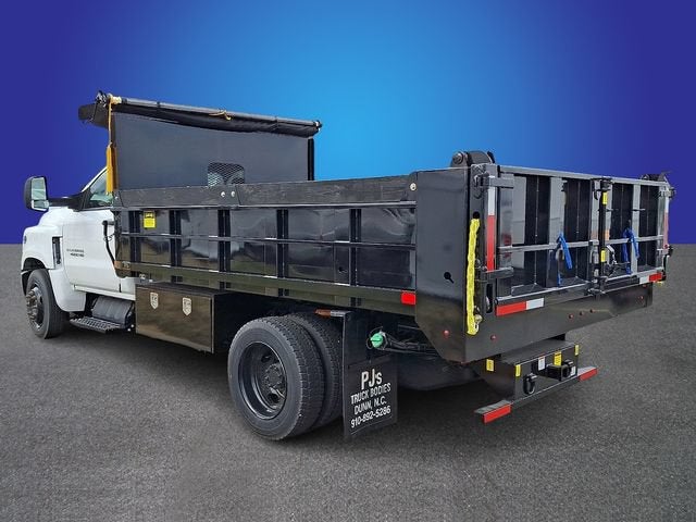 2022 Chevrolet Silverado 6500 HD Work Truck