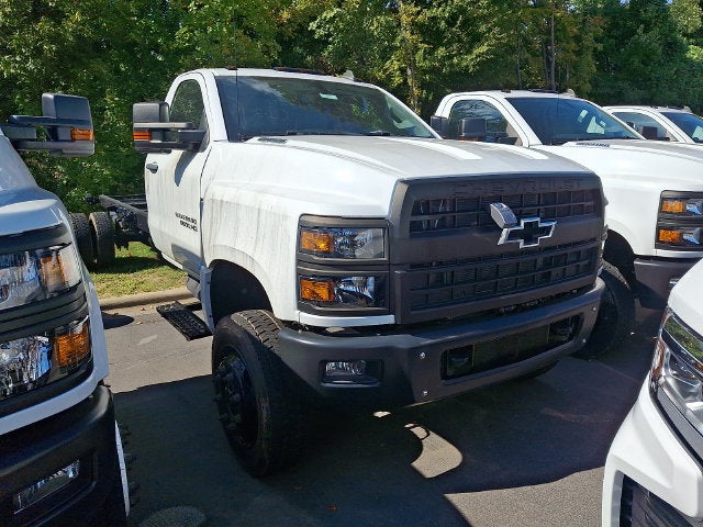 2022 Chevrolet Silverado 6500 HD Work Truck