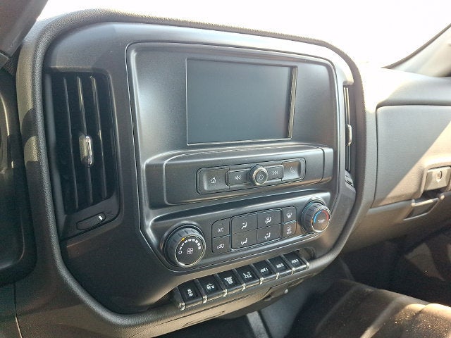 2022 Chevrolet Silverado 6500 HD Work Truck
