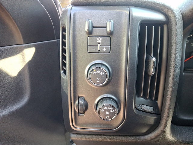 2022 Chevrolet Silverado 6500 HD Work Truck