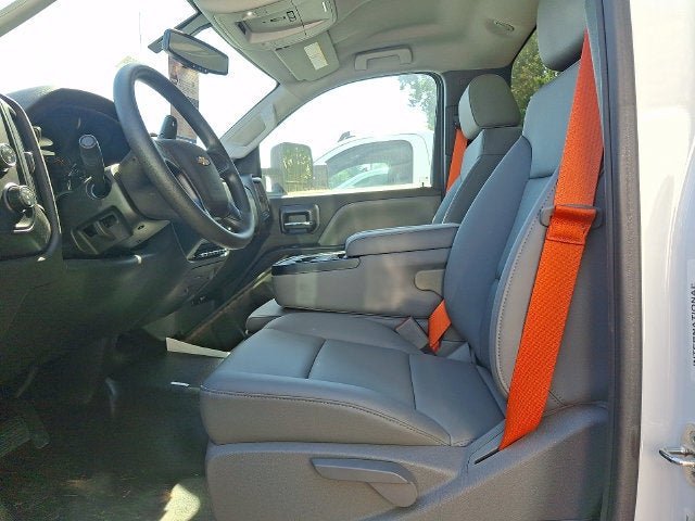 2022 Chevrolet Silverado 6500 HD Work Truck