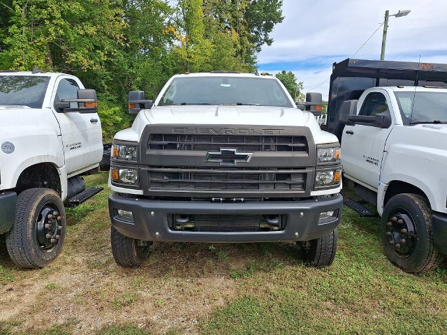2022 Chevrolet Silverado 6500 HD Work Truck
