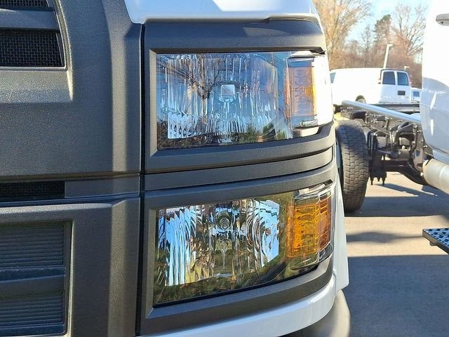 2024 Chevrolet Silverado 6500 HD Work Truck