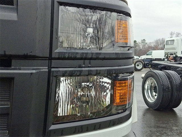 2024 Chevrolet Silverado 6500 HD Work Truck