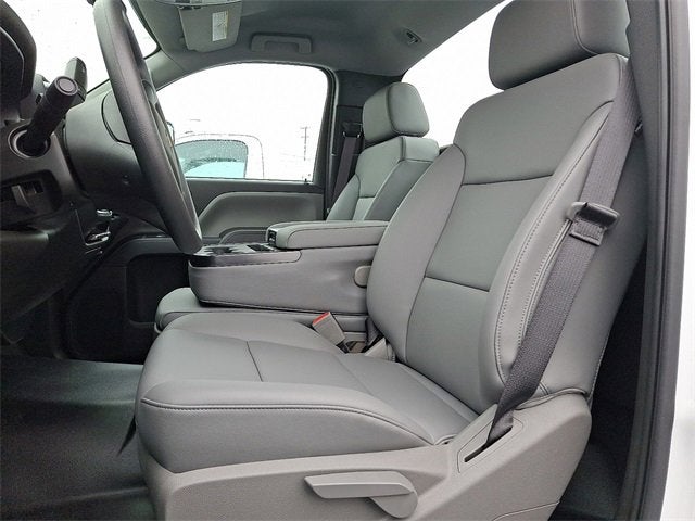 2024 Chevrolet Silverado 6500 HD Work Truck