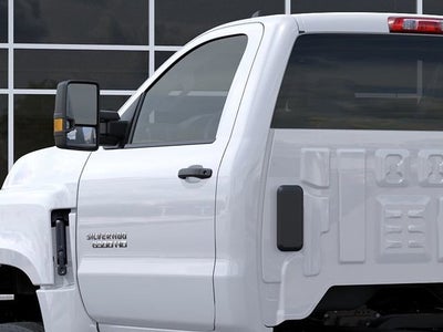 2026 Chevrolet Silverado 6500 HD LT