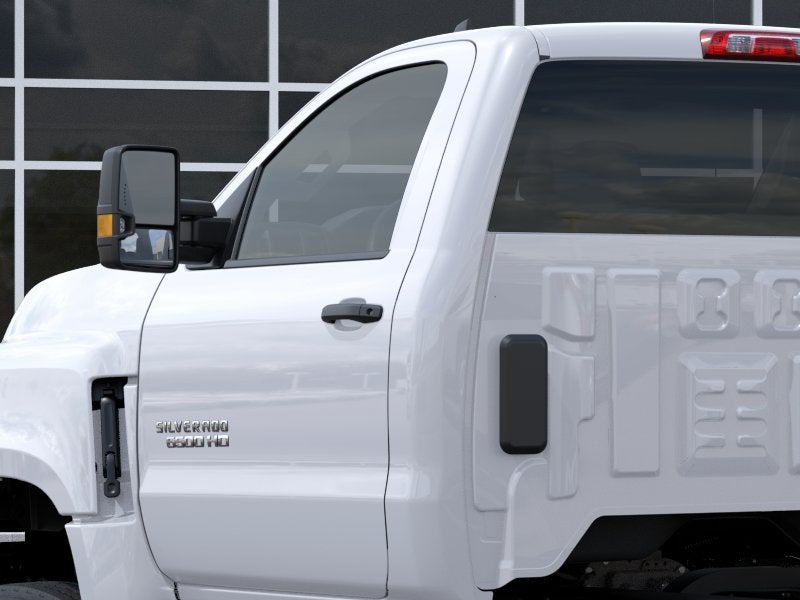 2026 Chevrolet Silverado 6500 HD LT