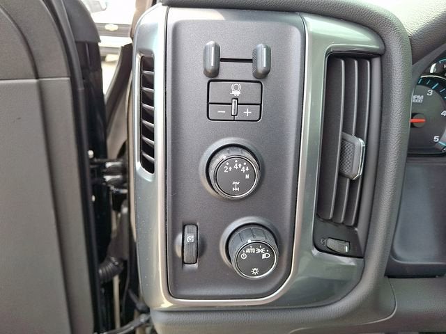 2026 Chevrolet Silverado 6500 HD LT