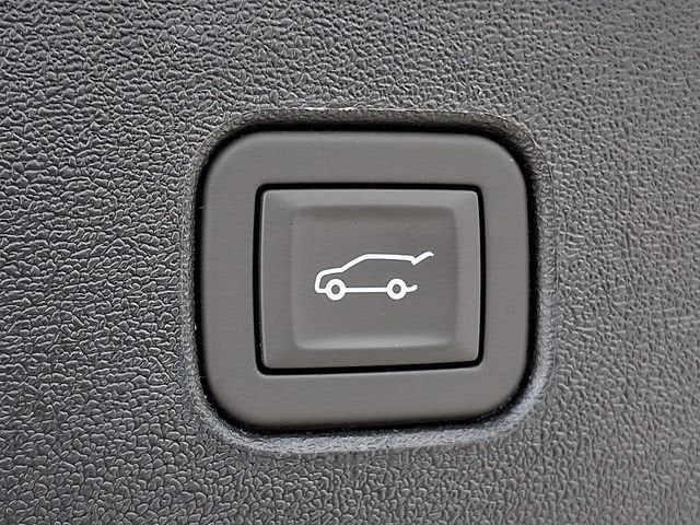 2027 Cadillac OPTIQ Luxury