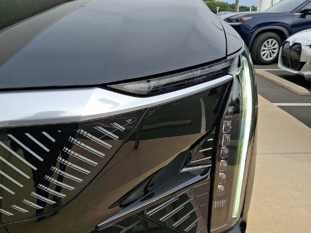 2027 Cadillac OPTIQ Luxury
