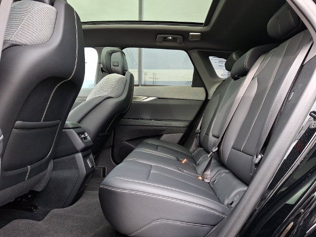 2027 Cadillac OPTIQ Luxury