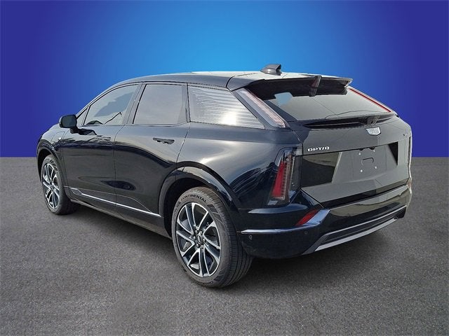 2025 Cadillac OPTIQ Sport 2