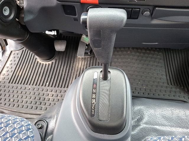 2023 Chevrolet Low Cab Forward 3500 HG Base