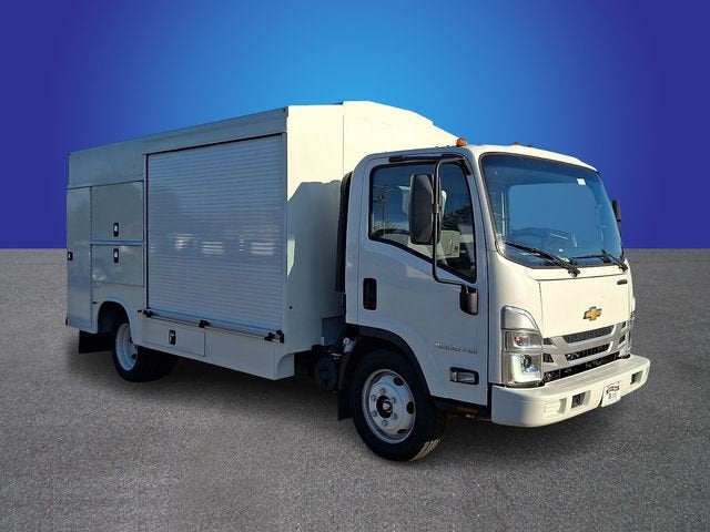 2025 Chevrolet Low Cab Forward 4500 HG Base