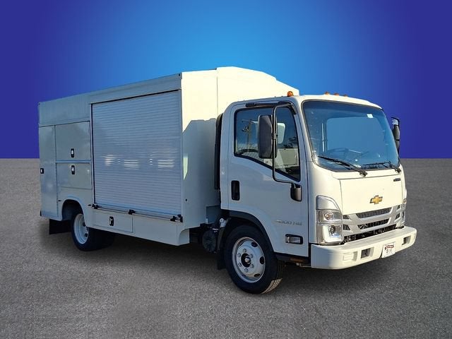 2025 Chevrolet Low Cab Forward 4500 HG Base