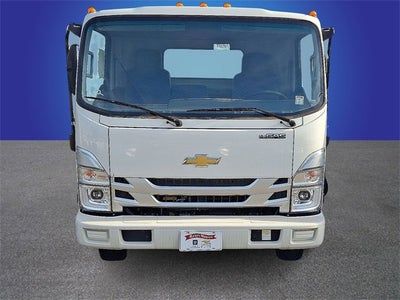 2025 Chevrolet Low Cab Forward 5500 XG Base
