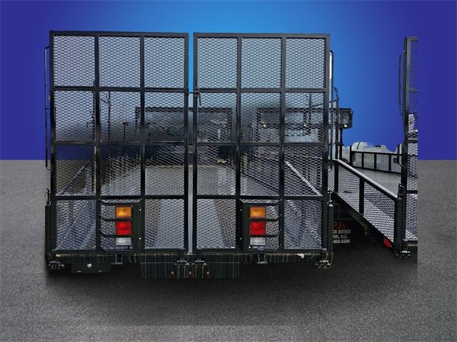 2025 Chevrolet Low Cab Forward 5500 HG Base