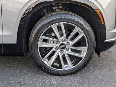 2026 Cadillac VISTIQ Luxury