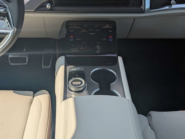 2027 Cadillac VISTIQ Luxury