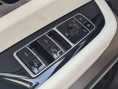 2027 Cadillac VISTIQ Luxury
