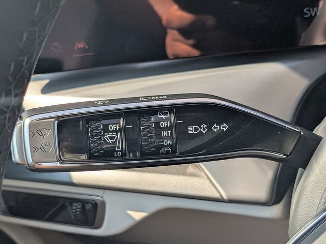 2027 Cadillac VISTIQ Luxury