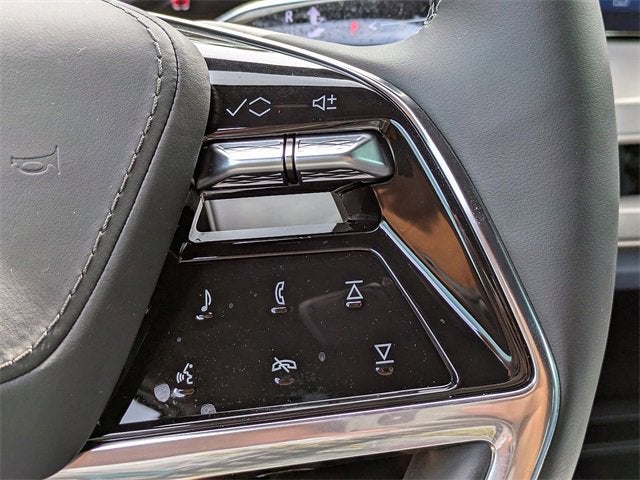 2026 Cadillac VISTIQ Premium Luxury