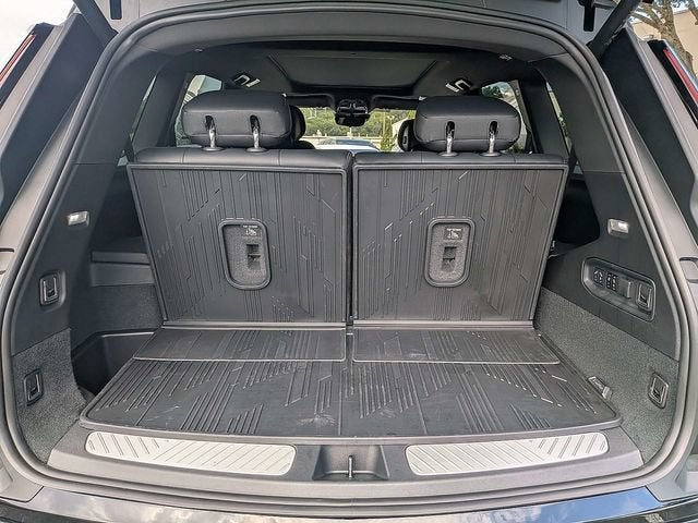2027 Cadillac VISTIQ Sport