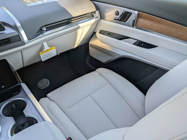 2027 Cadillac VISTIQ Sport